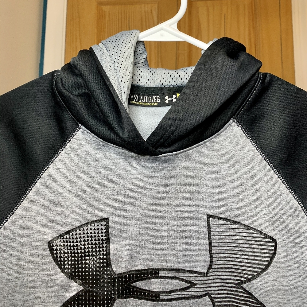 Under Arnour Hoodie